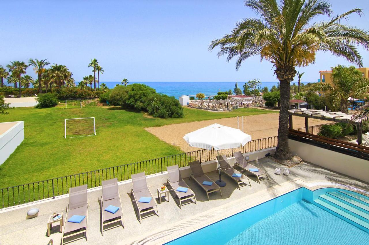 Villa Oceania - Beachfront Paralimni Dış mekan fotoğraf